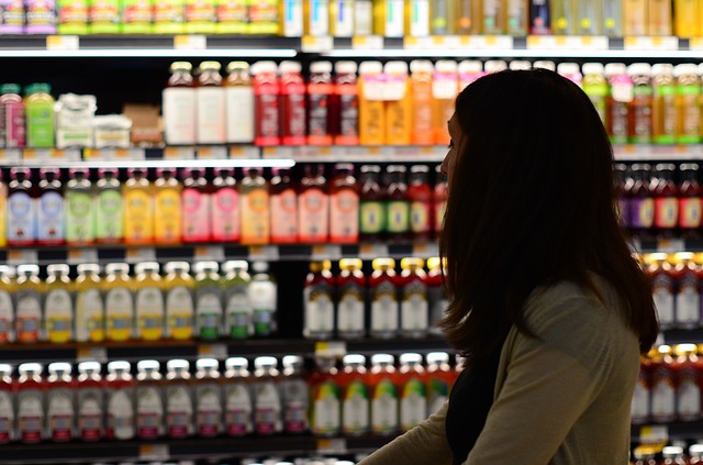 Healthy Grocery shopping tips by Winnipeg dietitians